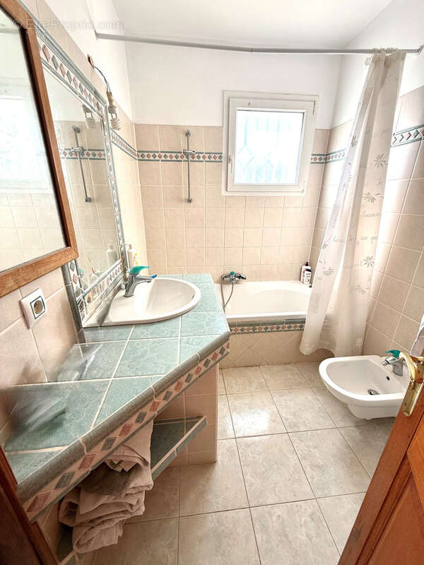 Maison à MARSEILLE-12E