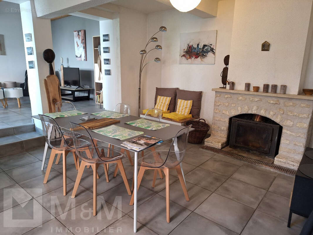 Maison à QUILLAN