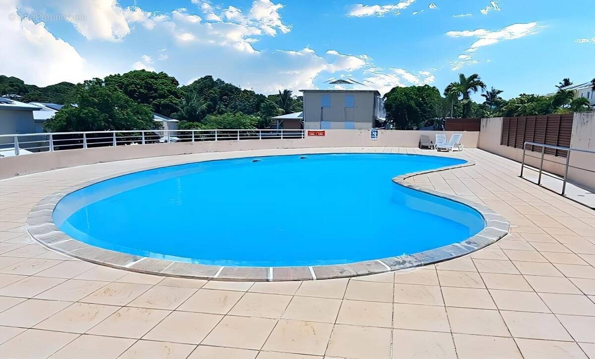 Photo 1 - Appartement à BAIE-MAHAULT