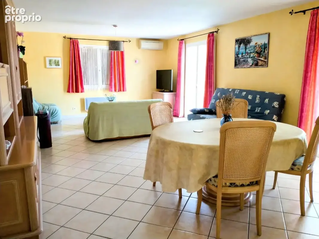 Villa plain pied avec garages - photo 10