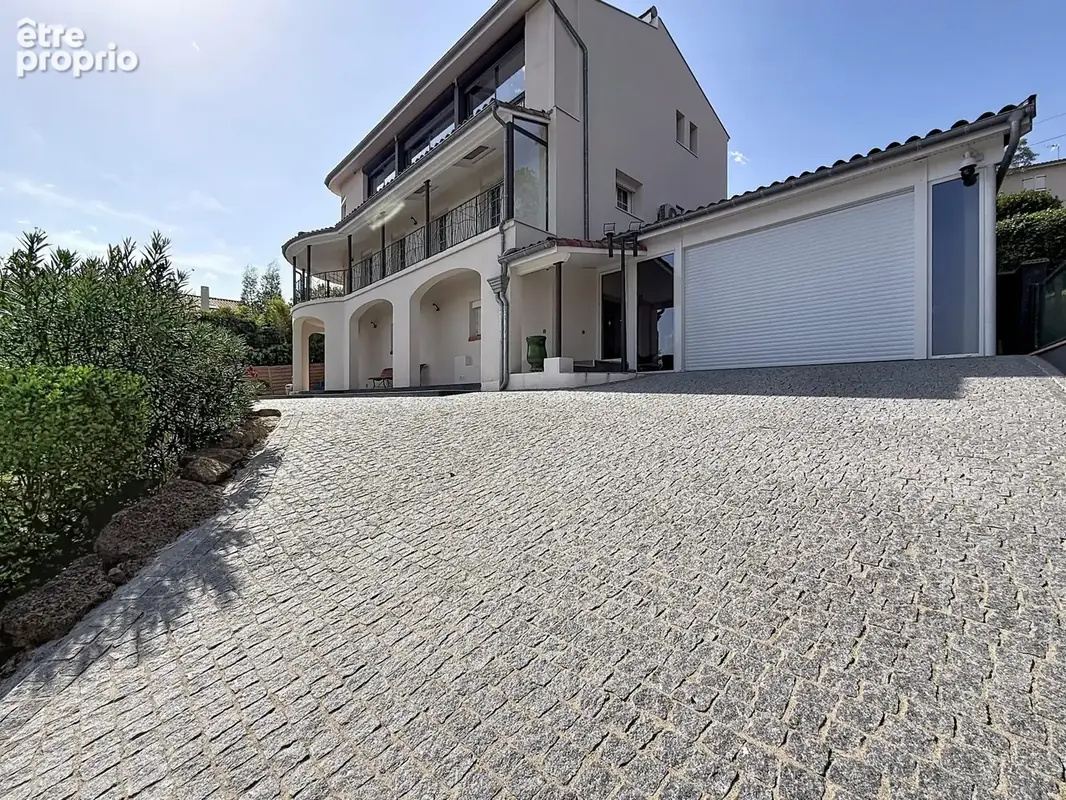 Maison à CARAMAN