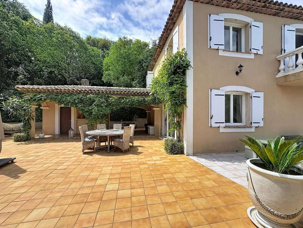 Maison à GASSIN