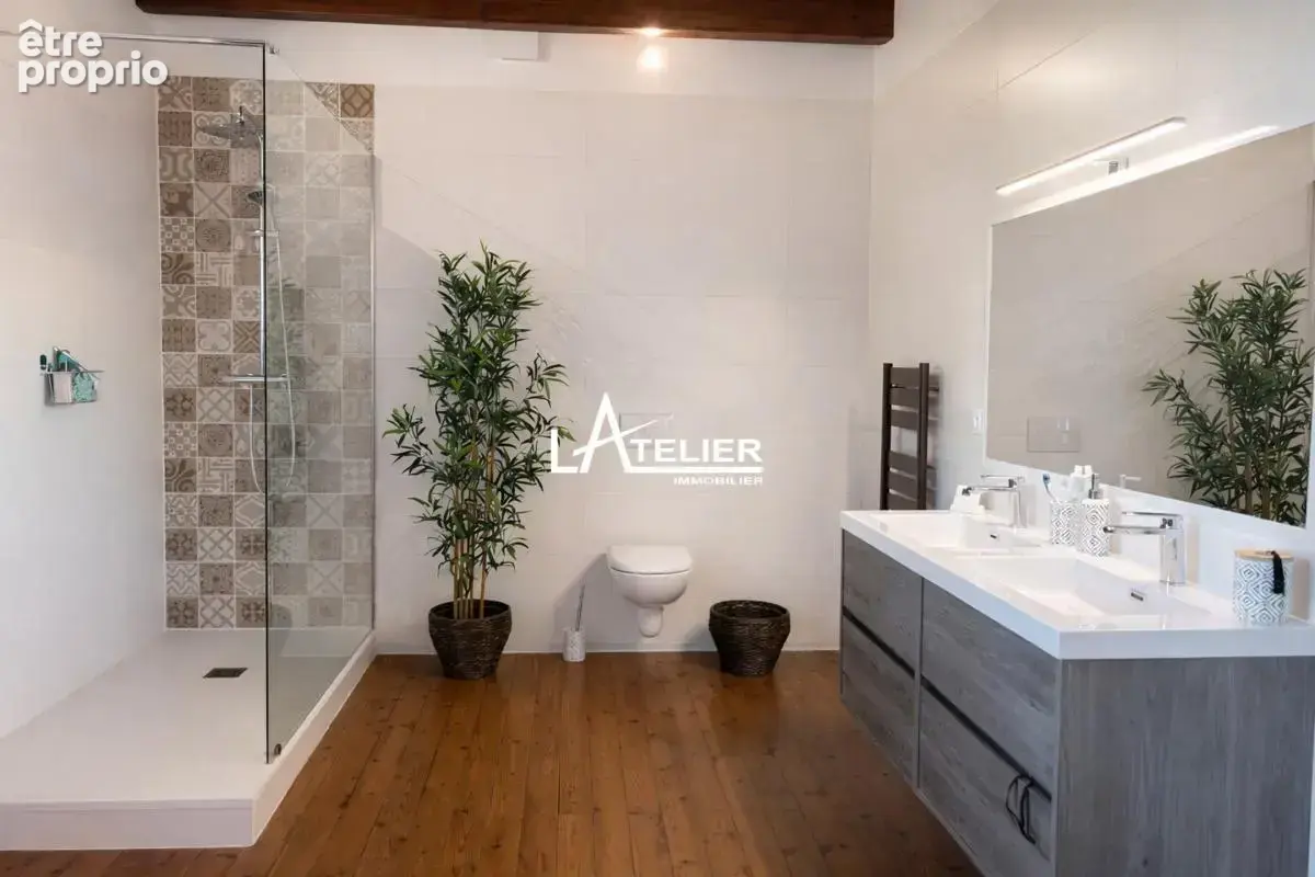 Exceptionnel logis du XVIIᵉ siècle avec studio & dépendances - photo 9