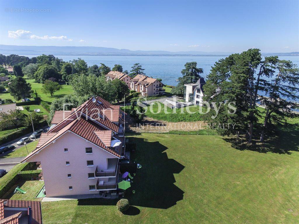 Appartement à EVIAN-LES-BAINS