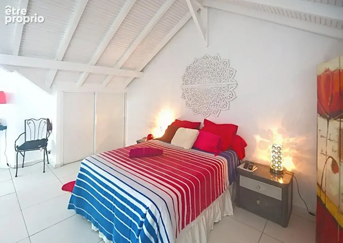 DUPLEX T4  - Vue mer Baie Mahault - photo 10