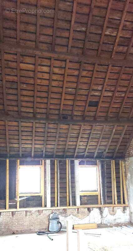 Maison à BRUAY-LA-BUISSIERE