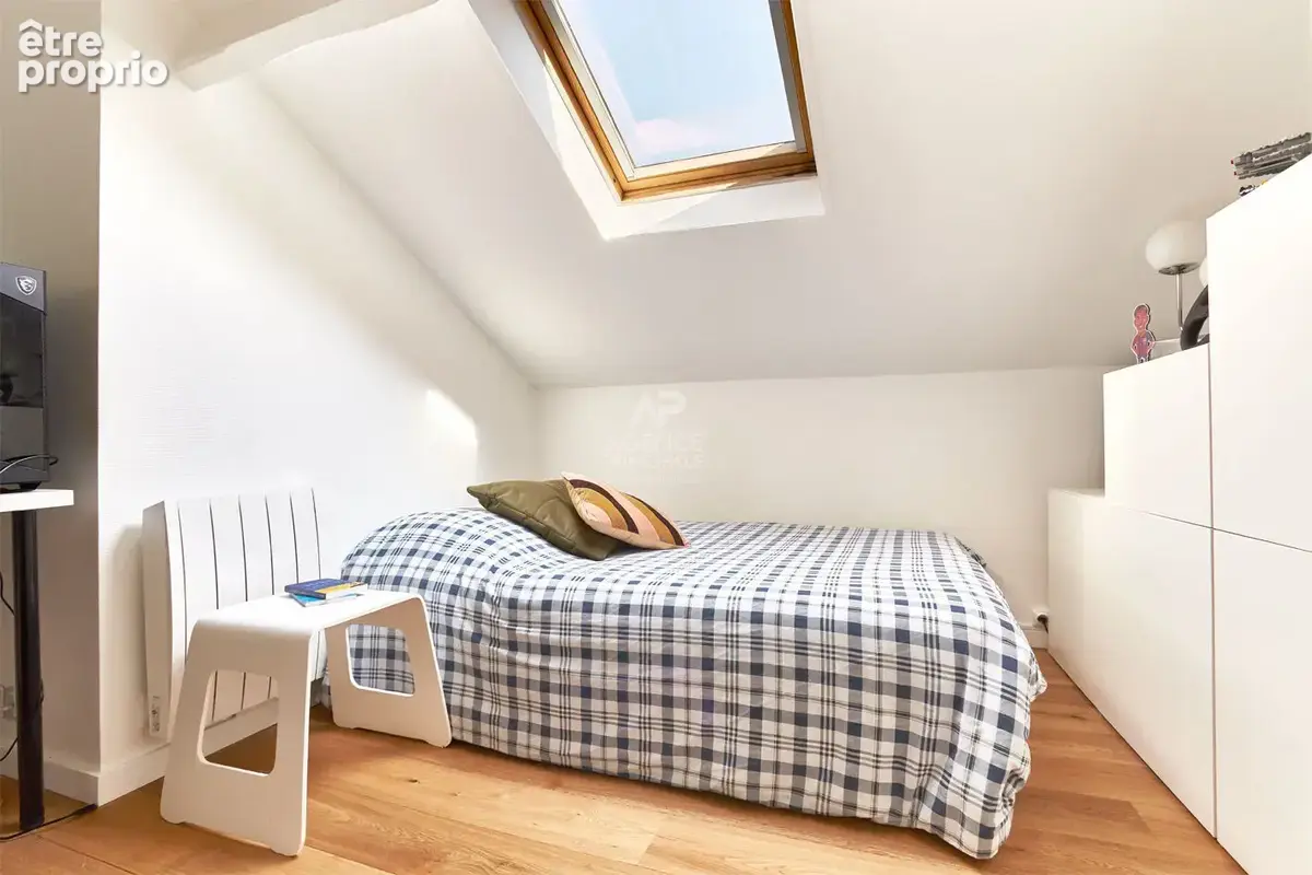 Duplex cocooning Saint Germain En Laye 4 pièces 85.67 m2 au sol - photo 5