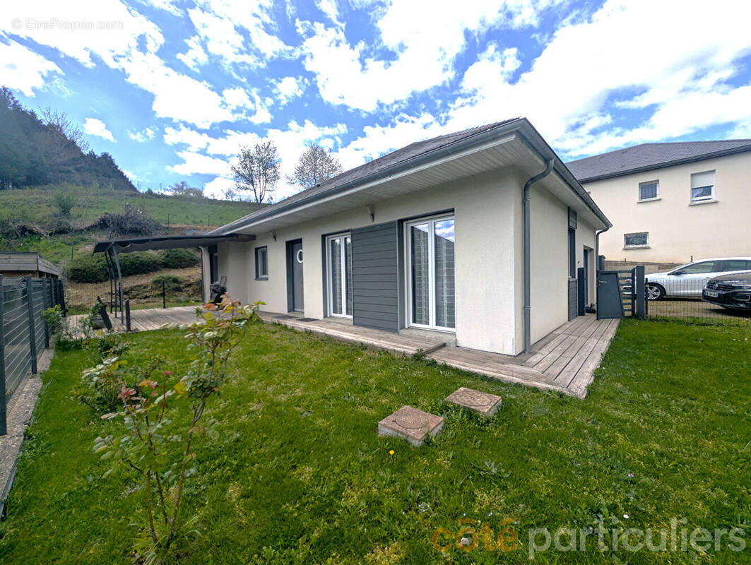 Maison à BARAQUEVILLE