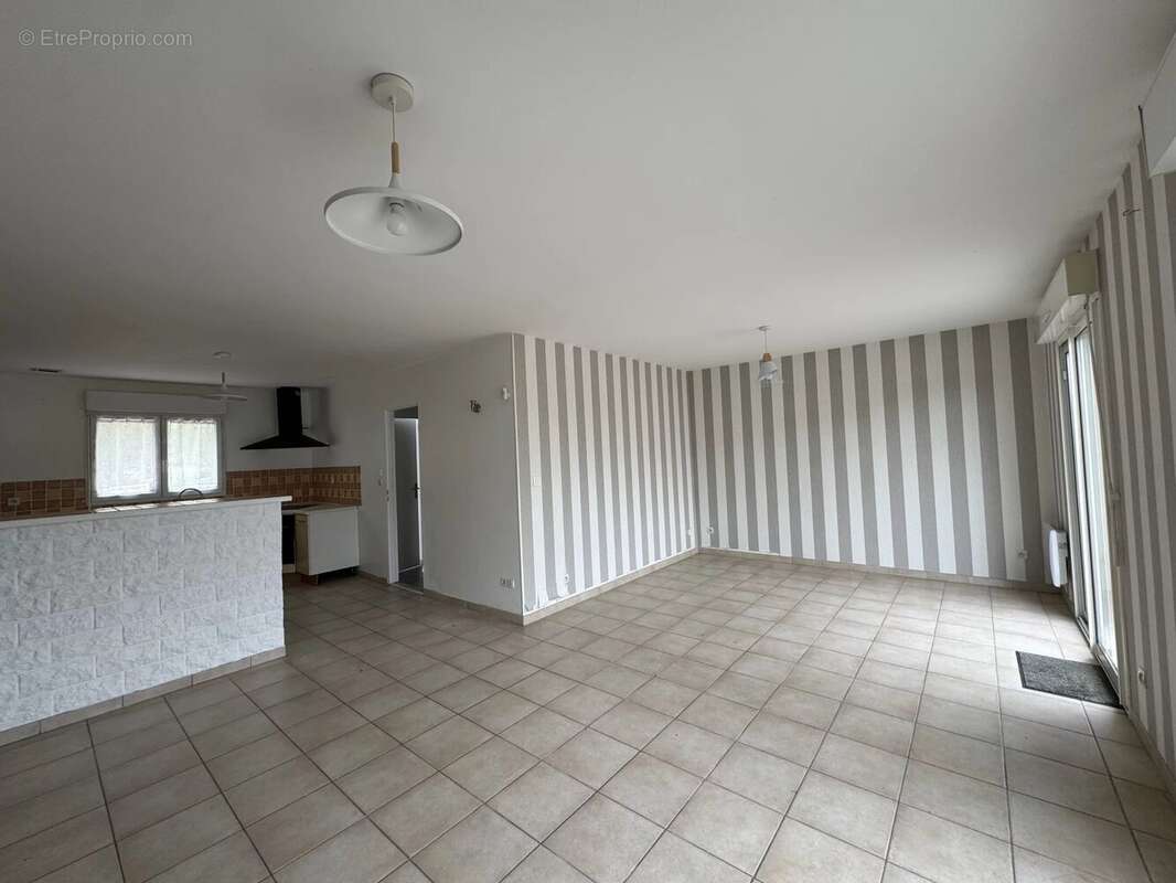 Maison à BRAIN-SUR-ALLONNES