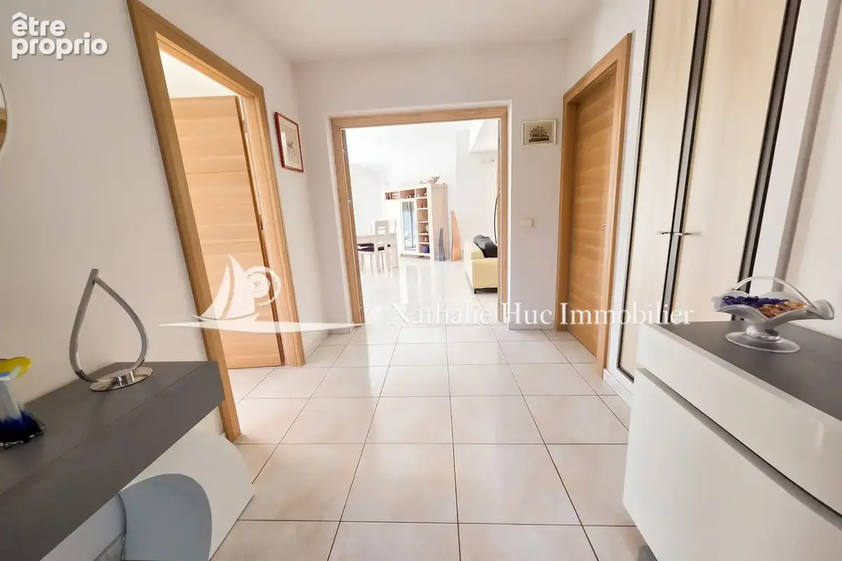 Maison 4 pièces 123 m² à vendre à Saint-Esteve (66240) - photo 2