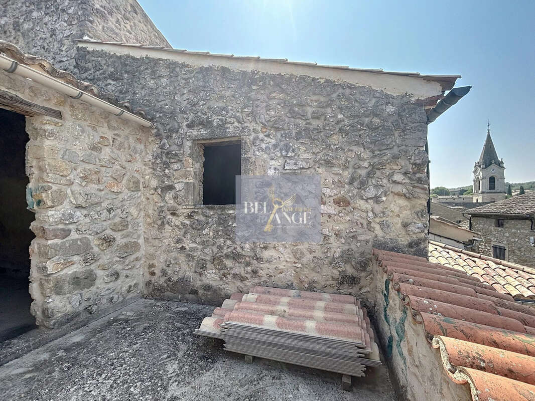 Maison à LABASTIDE-DE-VIRAC