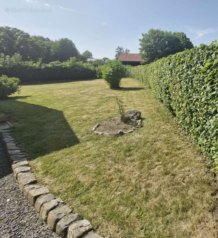 Plain-pied, 3 chambres, garage et jardin - photo 11