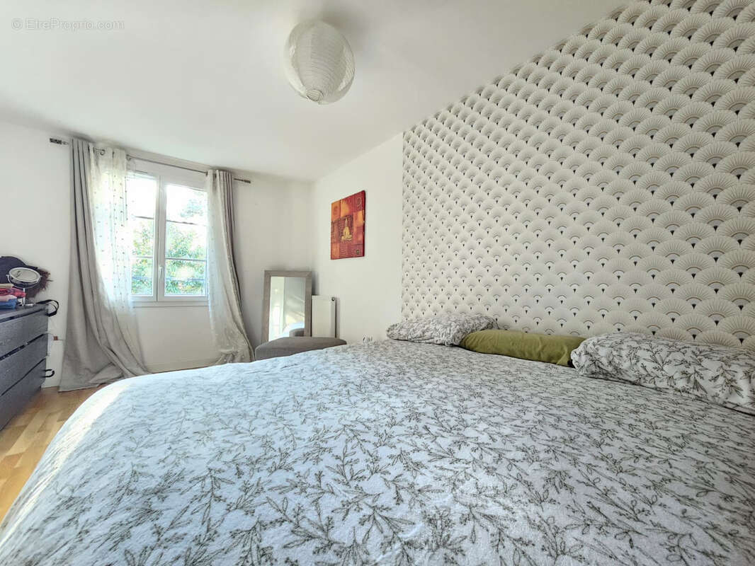 Maison à MAROLLES-EN-HUREPOIX