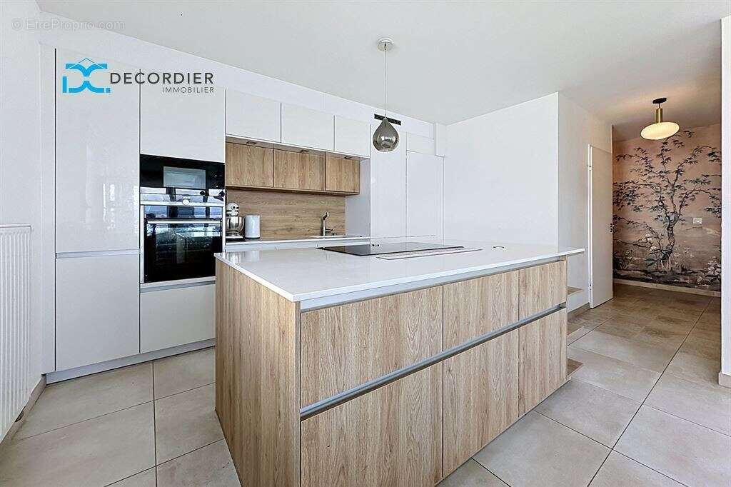 Appartement à EVIAN-LES-BAINS