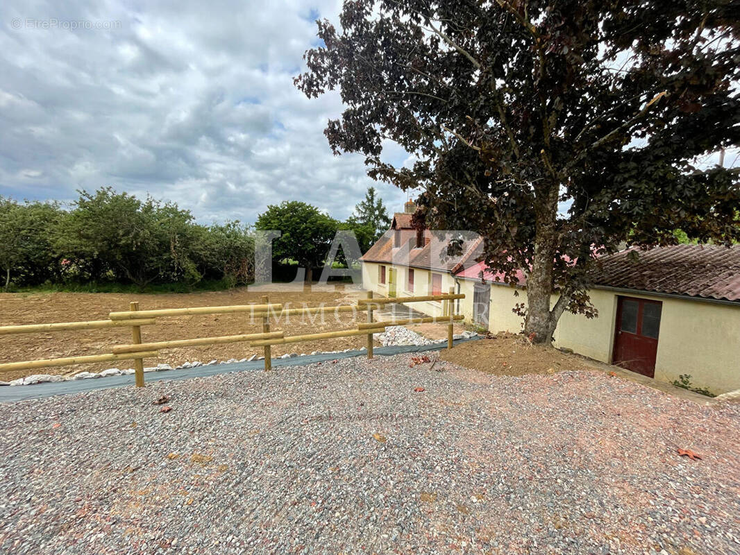 Maison à BEAUMONT-SUR-SARTHE