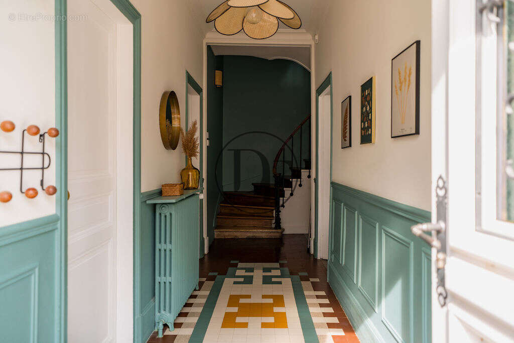 Maison à FONTAINEBLEAU