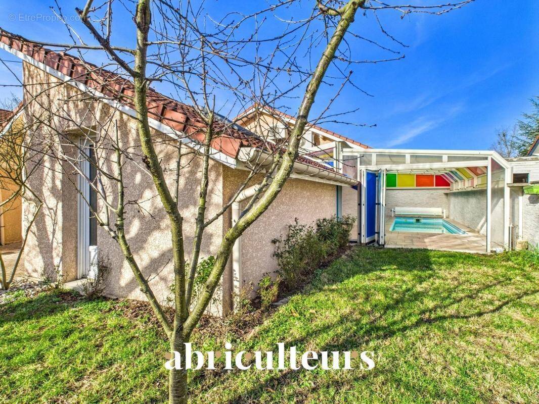Maison à RILLIEUX-LA-PAPE