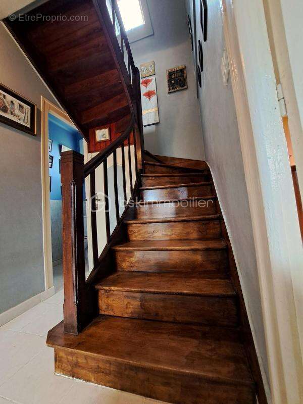   COUP DE CŒUR ASSURÉ – À Vendre Maison Plein Pied   4 Chambres  130m²  - photo 5