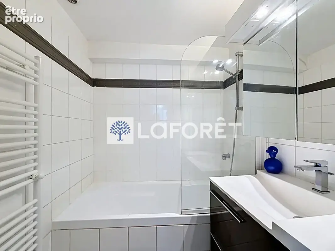 Appartement de charme de 83 m² au sol avec balcon et parking à Saint-Germain-en-Laye - photo 12