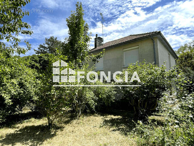 Terrain à LE PLESSIS-ROBINSON