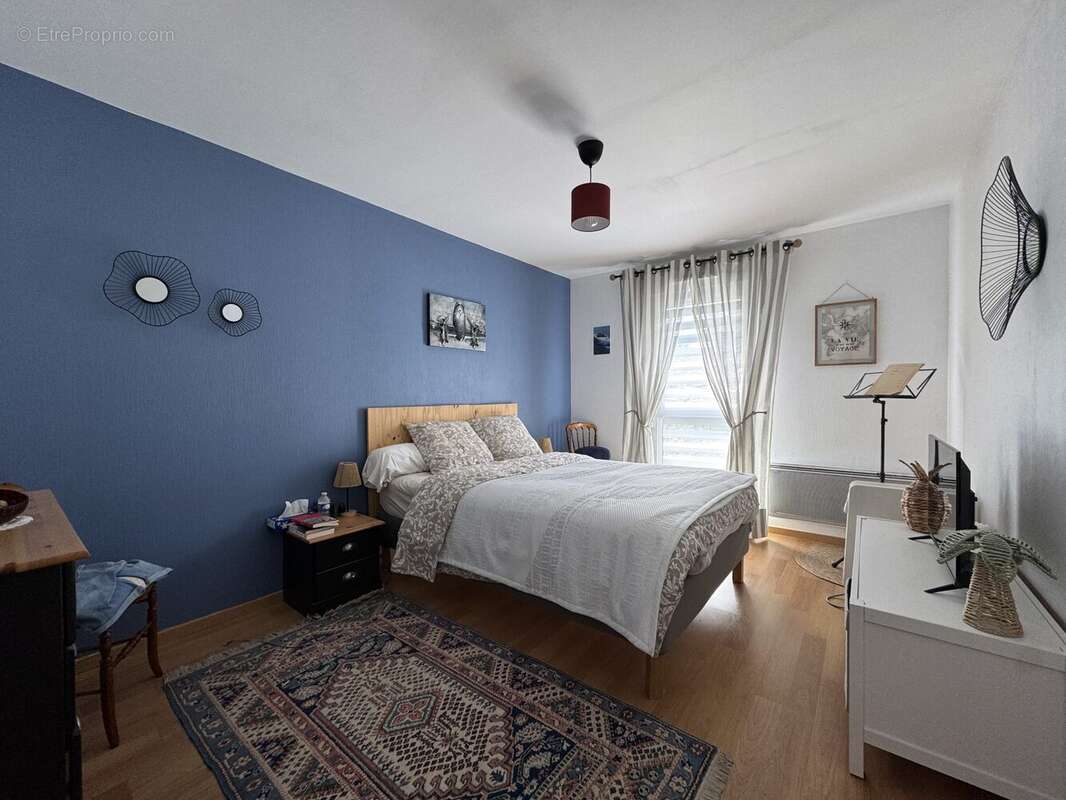 Appartement à LA CHAPELLE-DES-FOUGERETZ