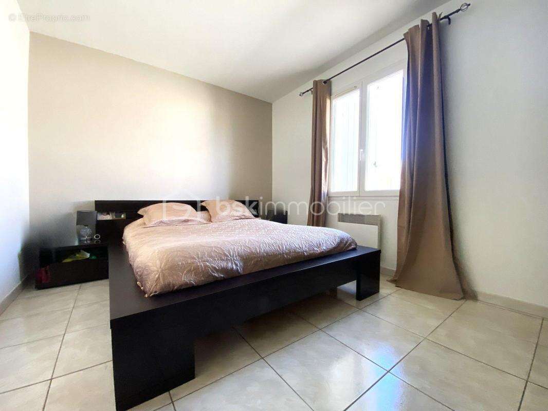 Maison à SAINT-GILLES