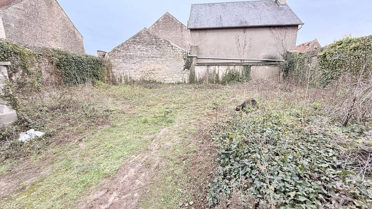 Terrain à DOUVRES-LA-DELIVRANDE