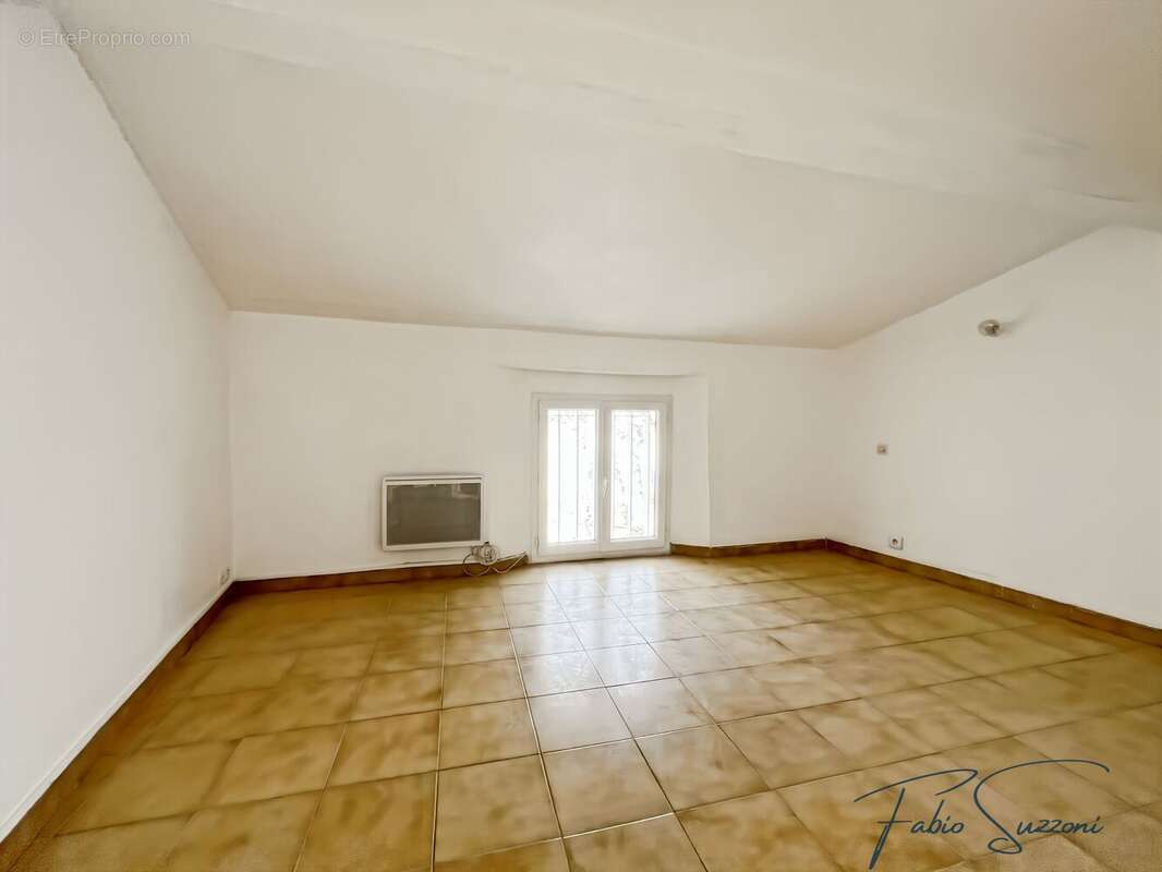 Appartement à GAREOULT