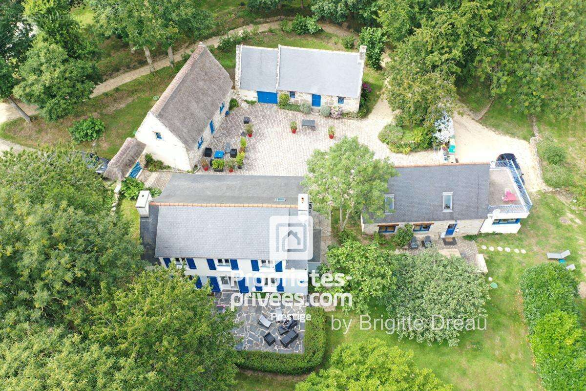 COMBRIT STE MARINE 29120 - Propriété de caractère 335 m2 environ - photo 5
