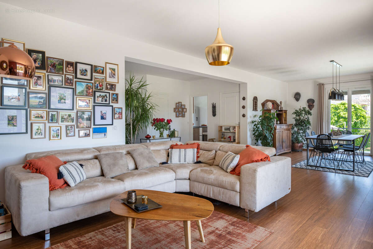 Maison à LA COLLE-SUR-LOUP