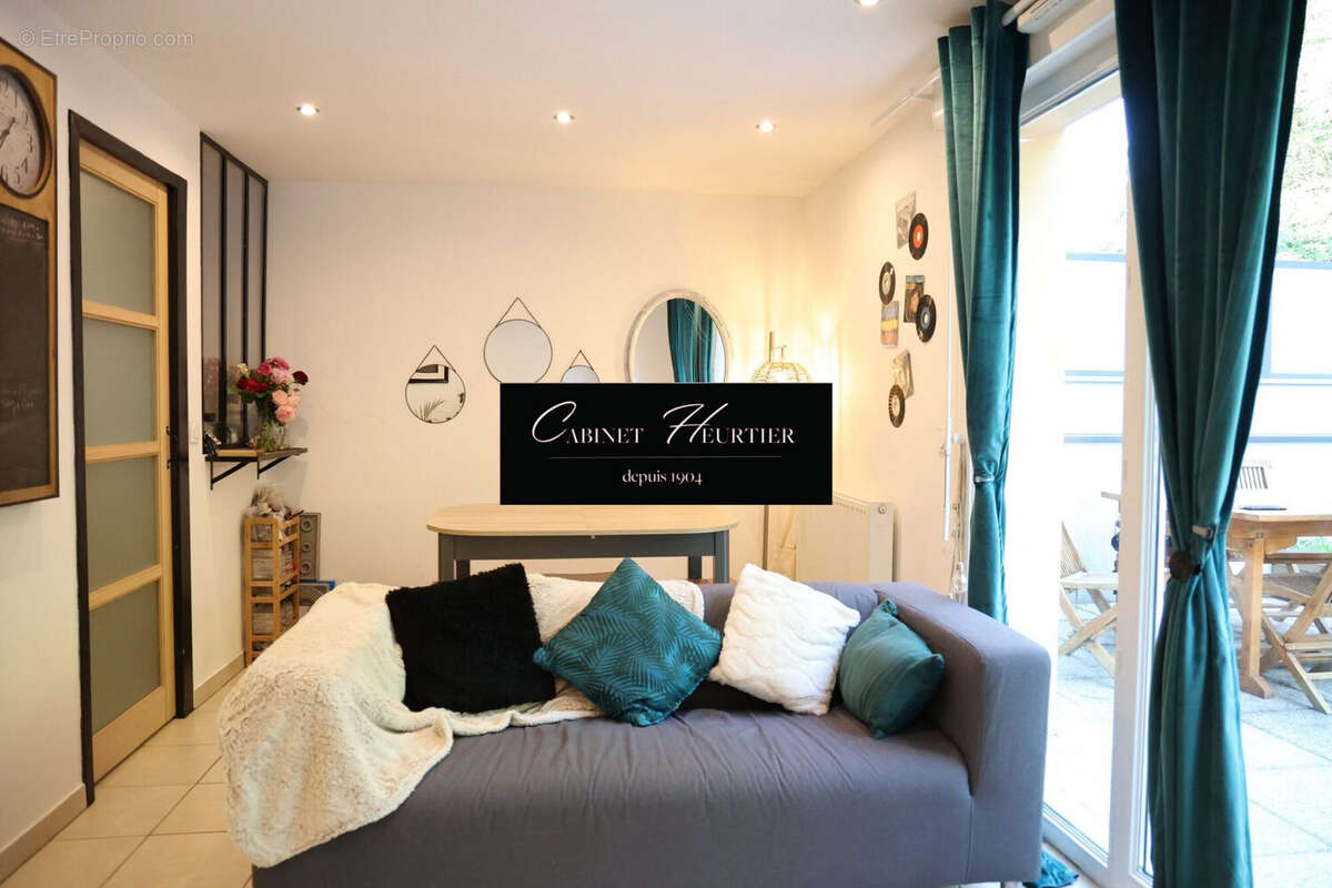 Appartement à RIVES