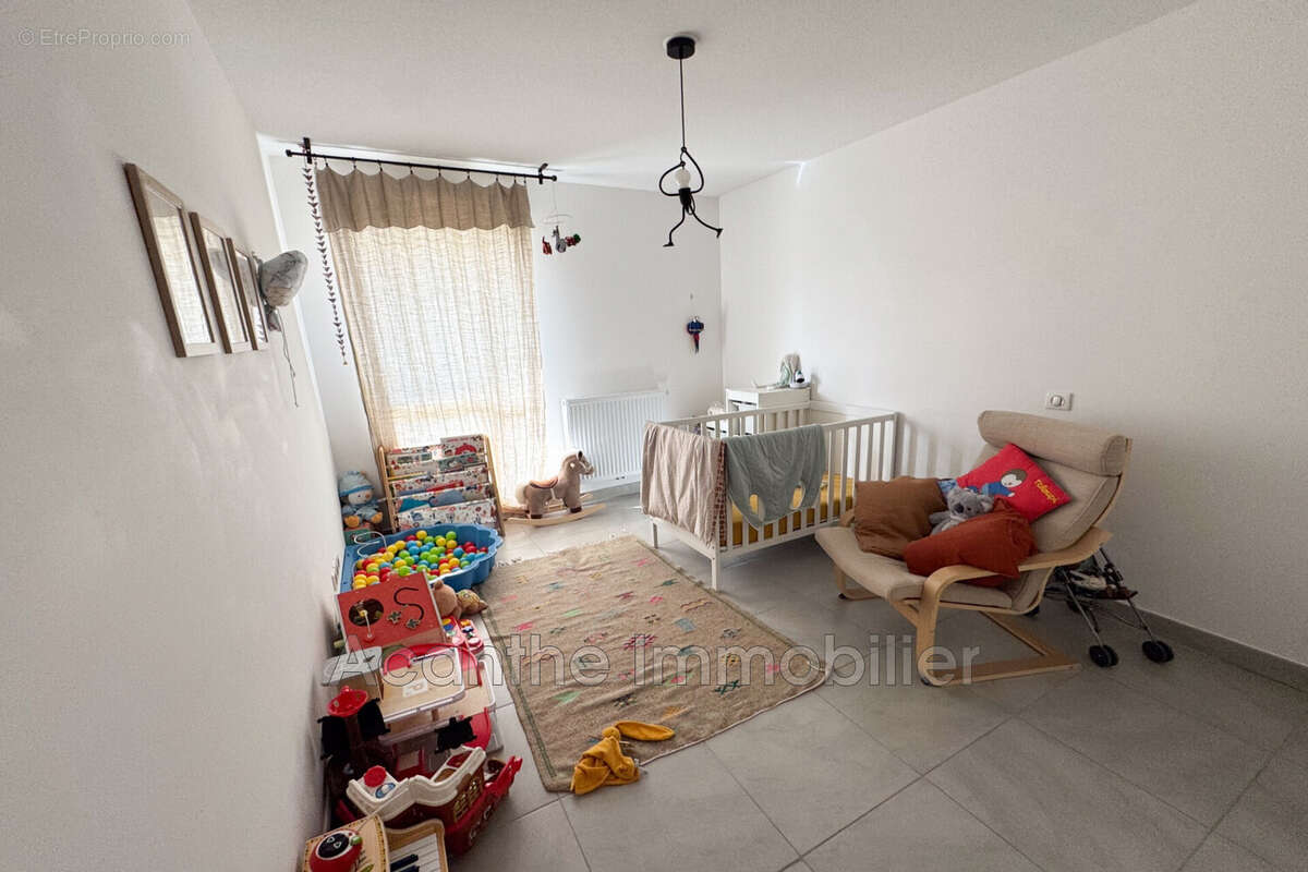 Appartement à LE CRES