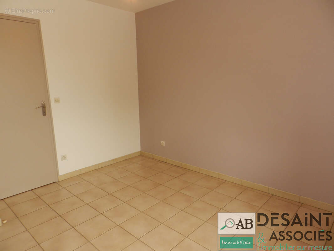 Appartement à MOUROUX