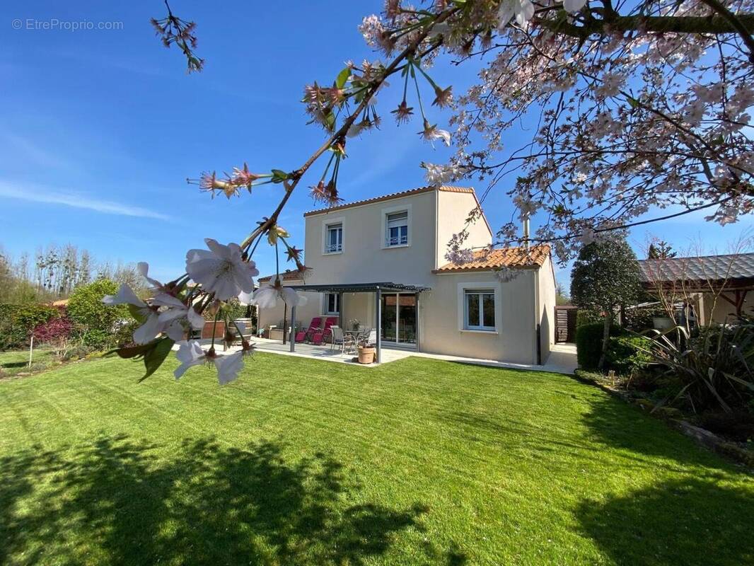 Photo 1 - Maison à LA CAILLERE-SAINT-HILAIRE