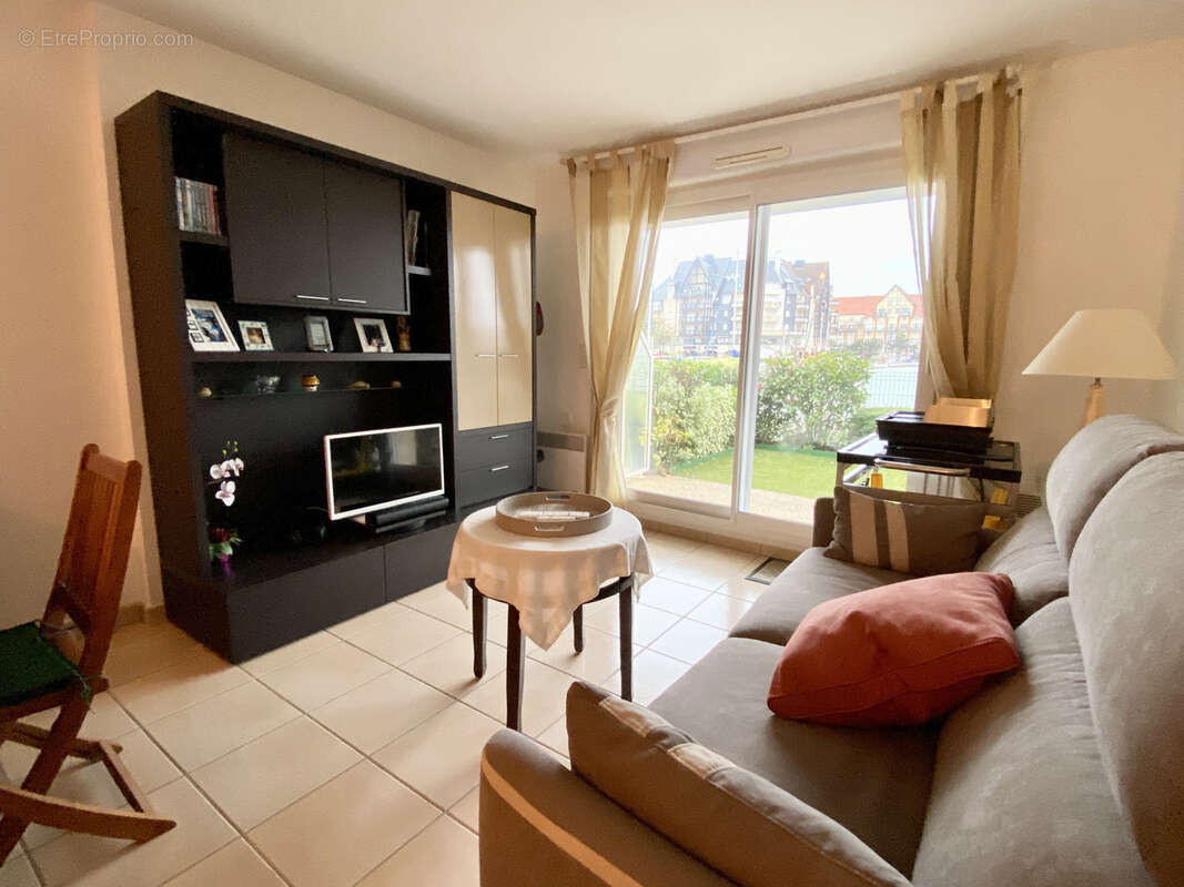 Appartement à DIVES-SUR-MER