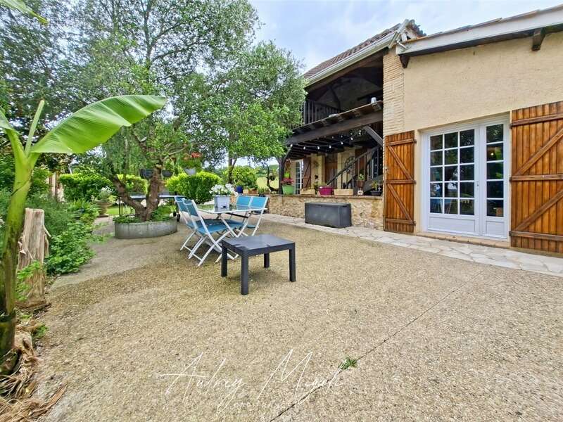 Maison à MONCLAR