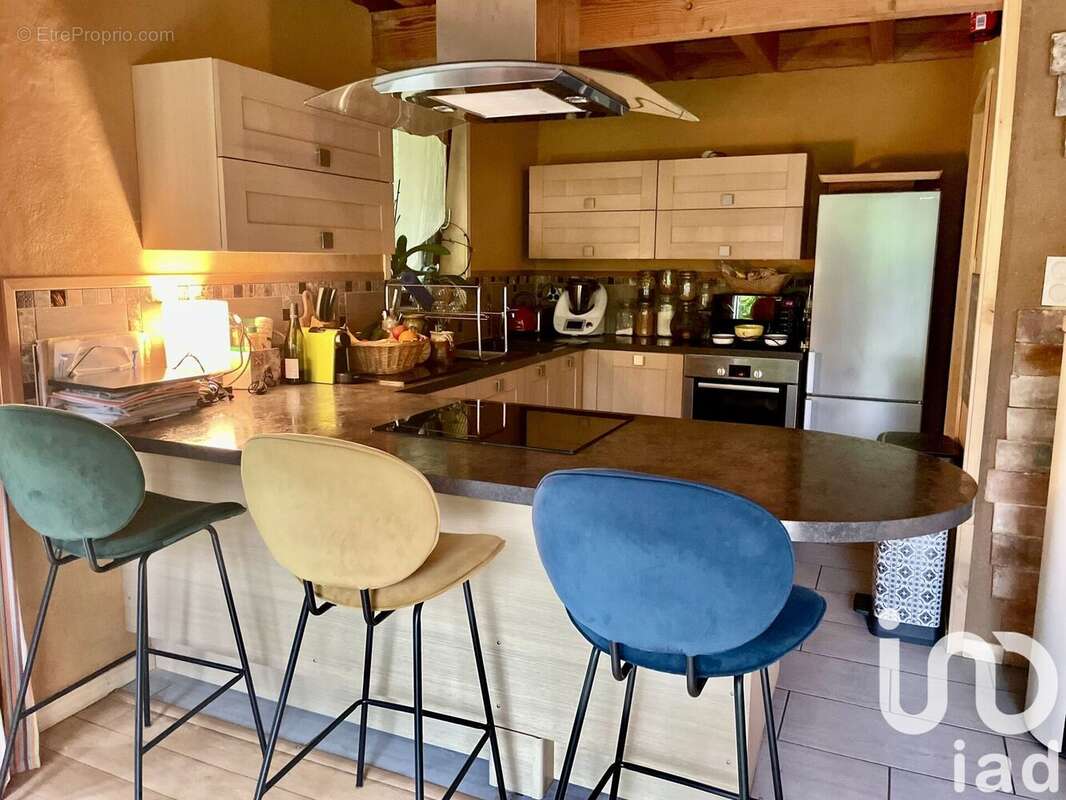 Maison 135 m² à Le Trehou  - photo 2