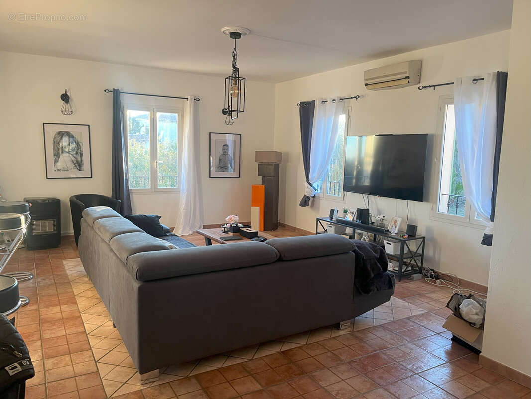 Maison à SAINT-GILLES