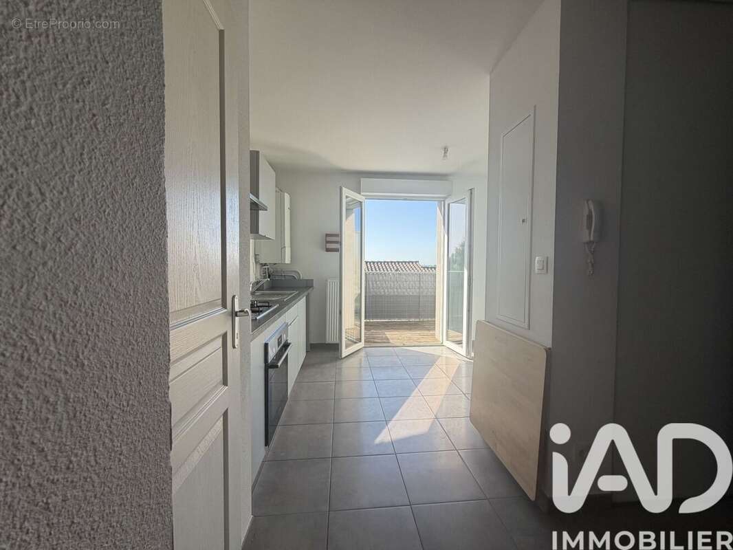 Appartement 44 m² à Cugnaux  - photo 4
