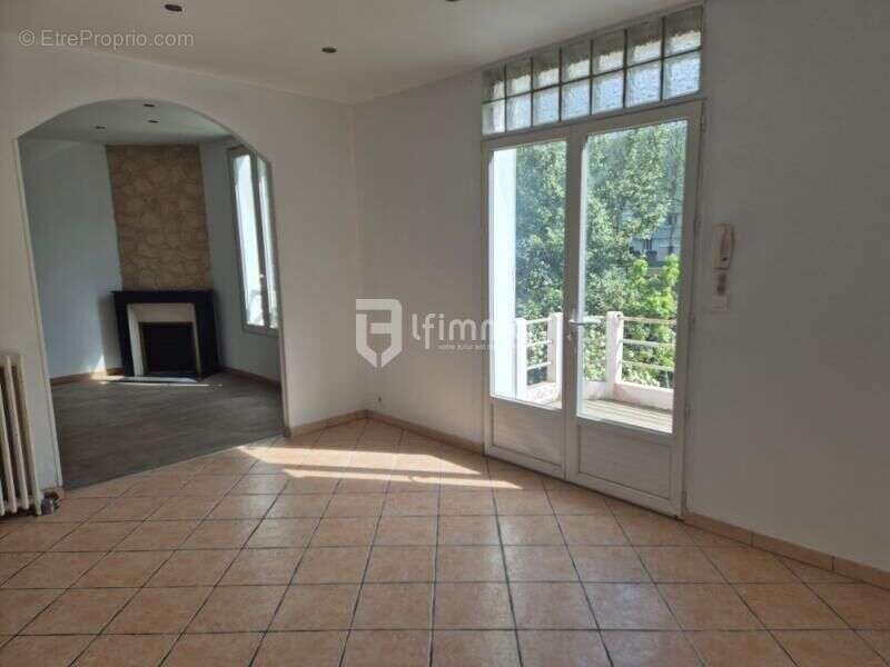 Maison à LES MUREAUX