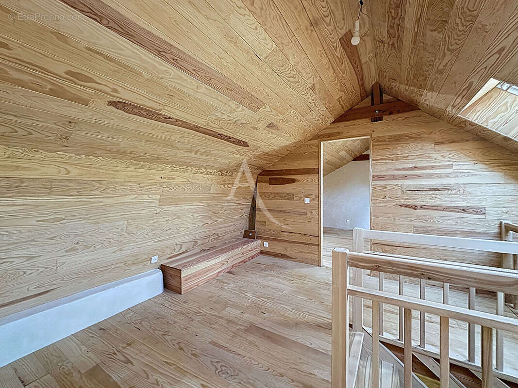 Maison à BRISSAC-QUINCE