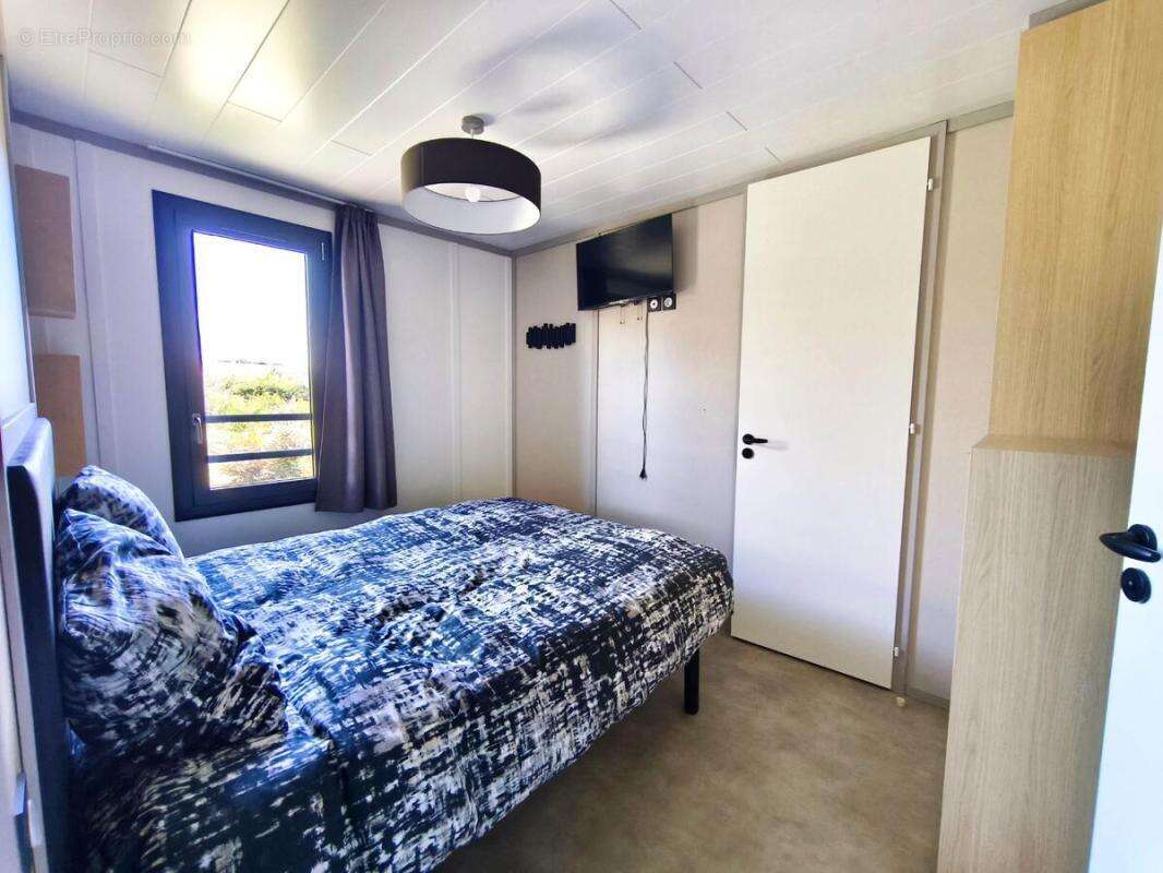 Maison 55 m² à Marzan  - photo 4