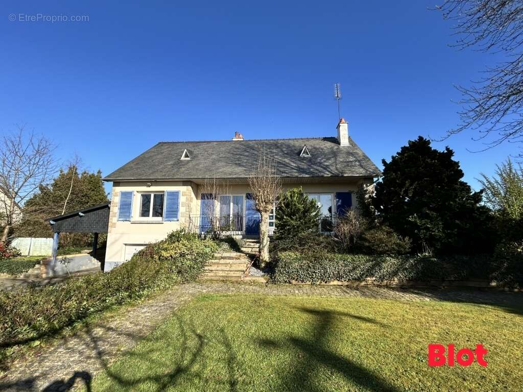Maison à MOUAZE