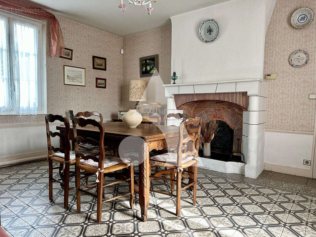 Maison à HONDOUVILLE