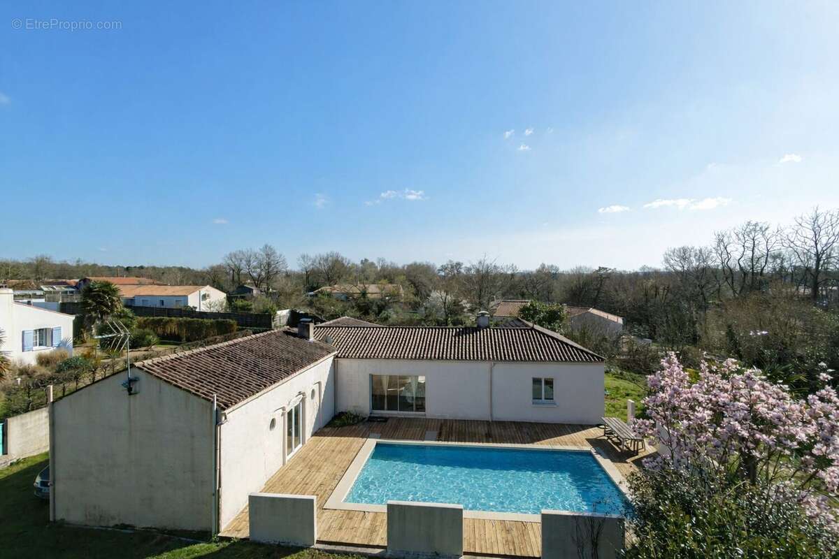 Maison à SAINTE-FOY