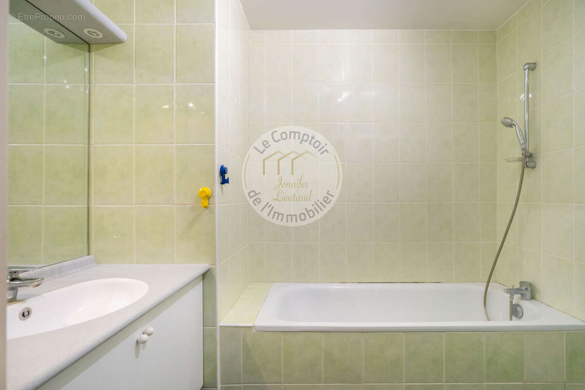 Appartement à MARSEILLE-8E