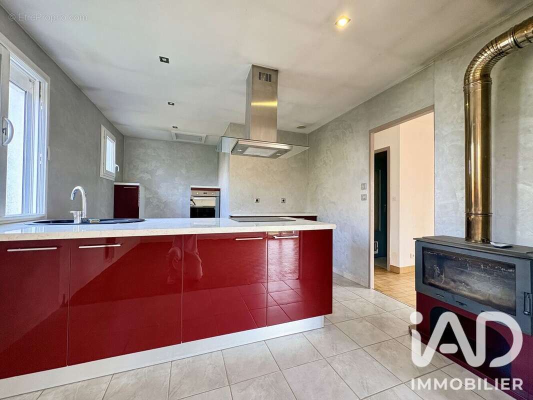 Maison 88 m² à Ourouer-Les-Bourdelins  - photo 3