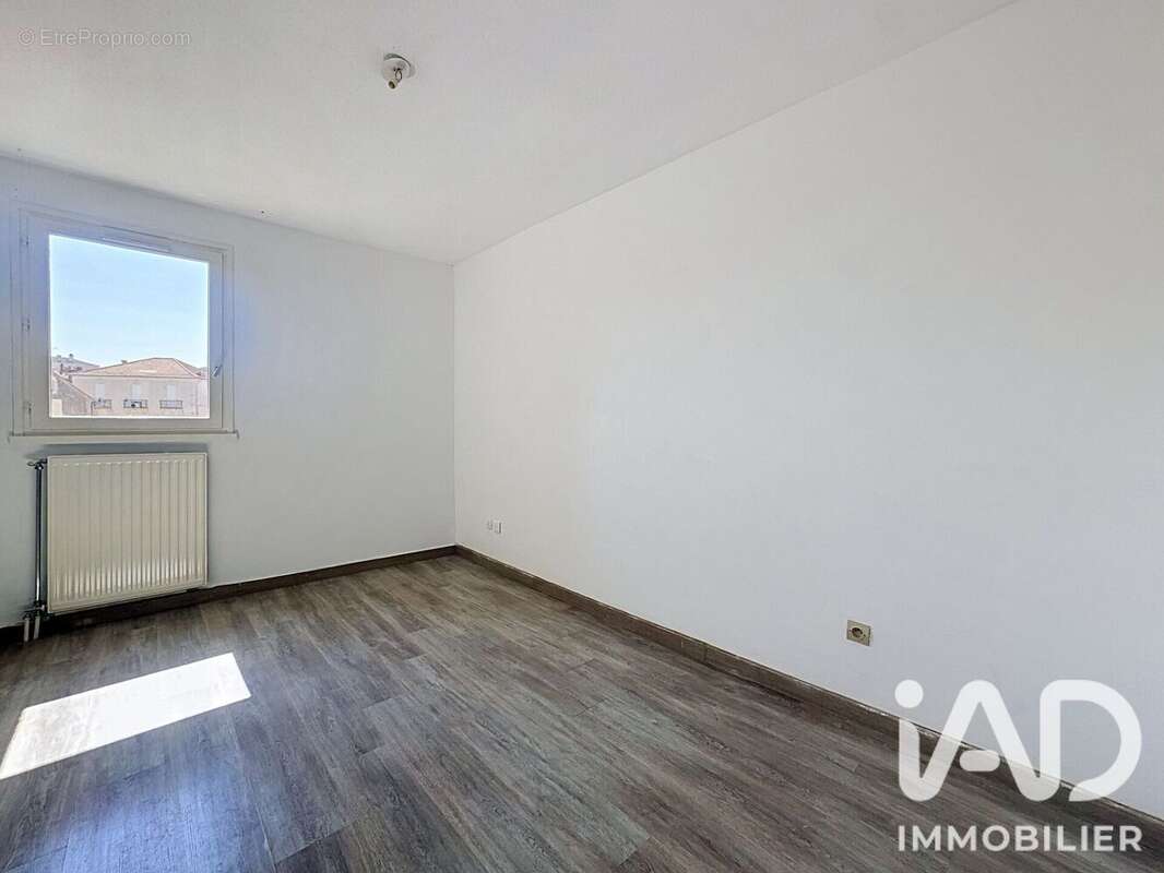 Appartement 80 m² à Beziers  - photo 9