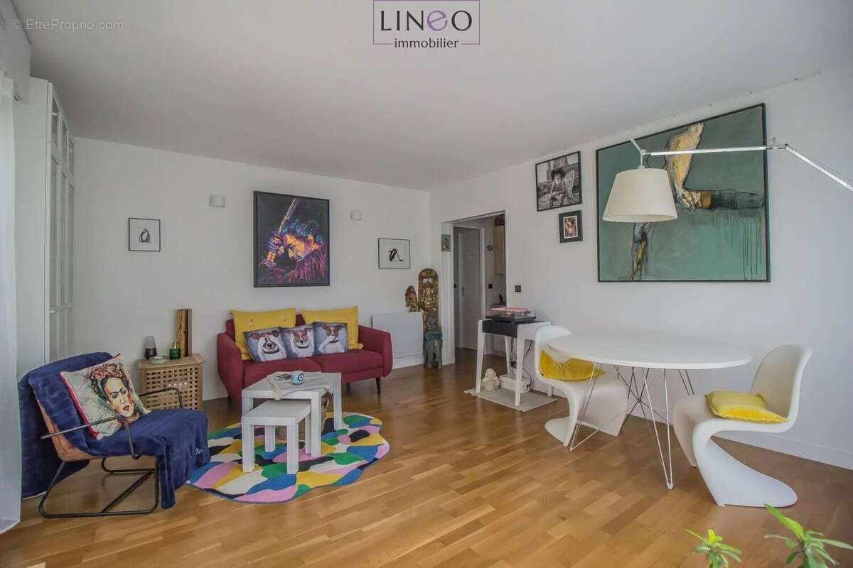 Appartement à THIAIS