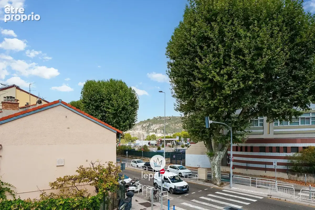 Nice Pasteur : 3 Pièces - Balcon - Cave - photo 14